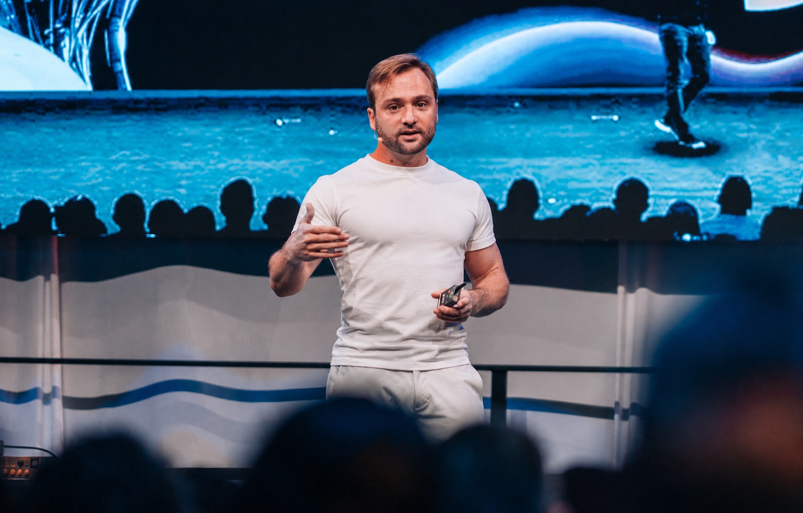 Dr. Sven Jungmann on stage in Berlin